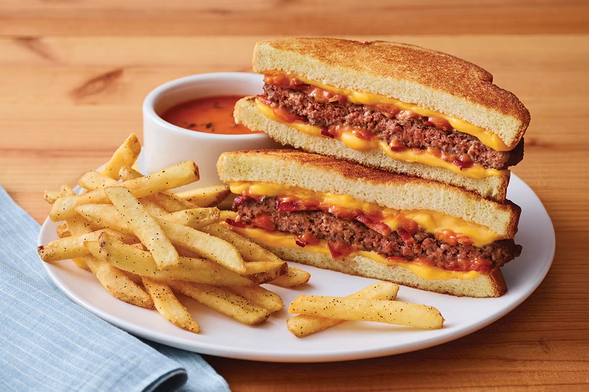 Grilled Cheese Cheeseburger with Beef and Bacon